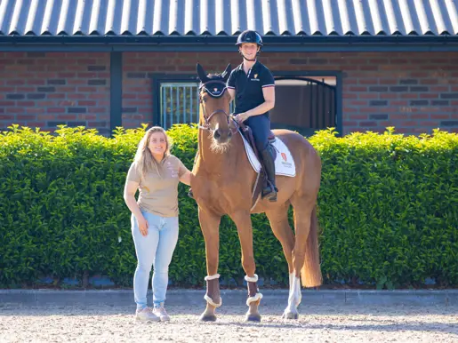 Springamazone Sanne Thijssen Met Masters Specialist Kimberley Van Kan